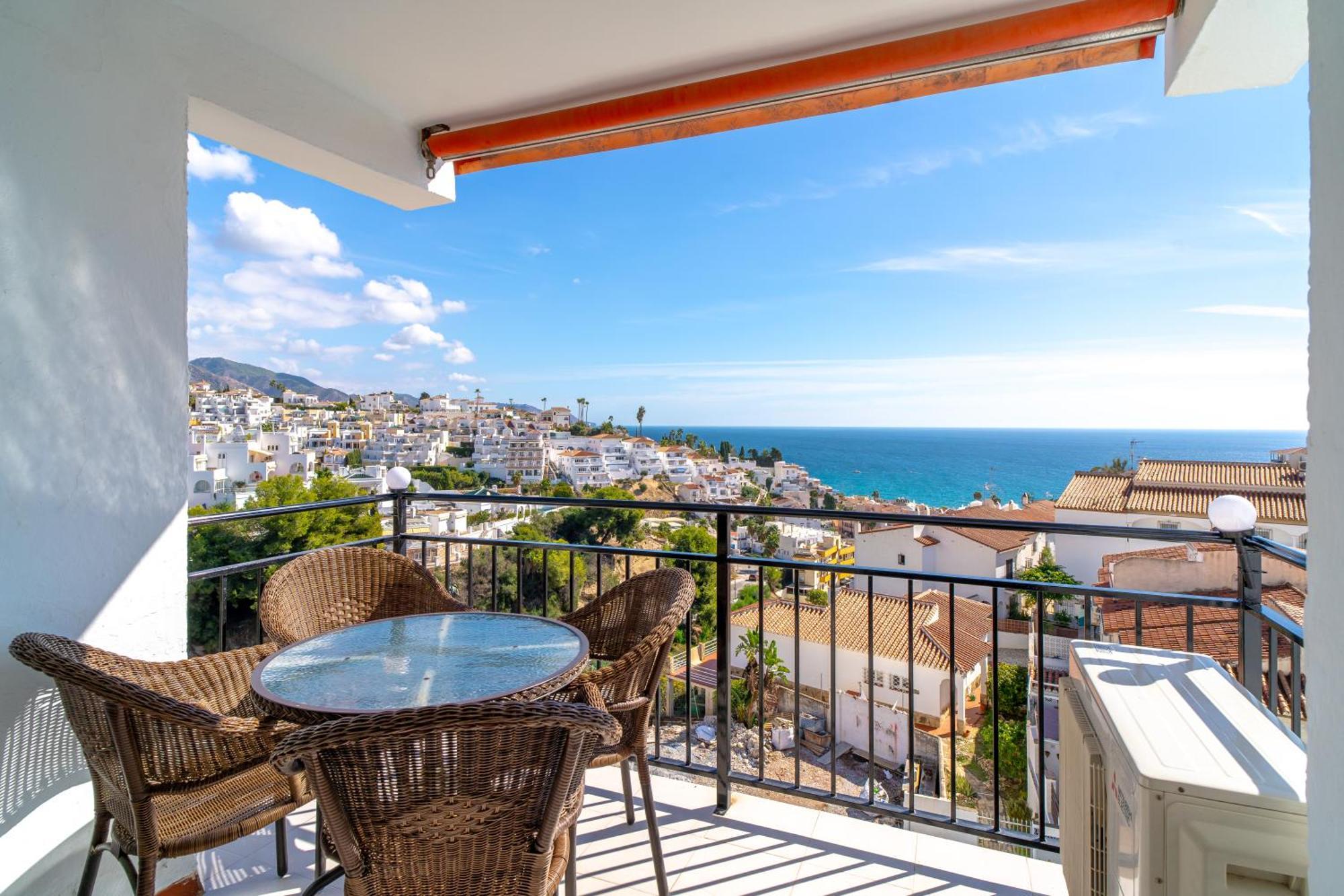 Miami 44 Seaview Casasol Nerja Exterior foto