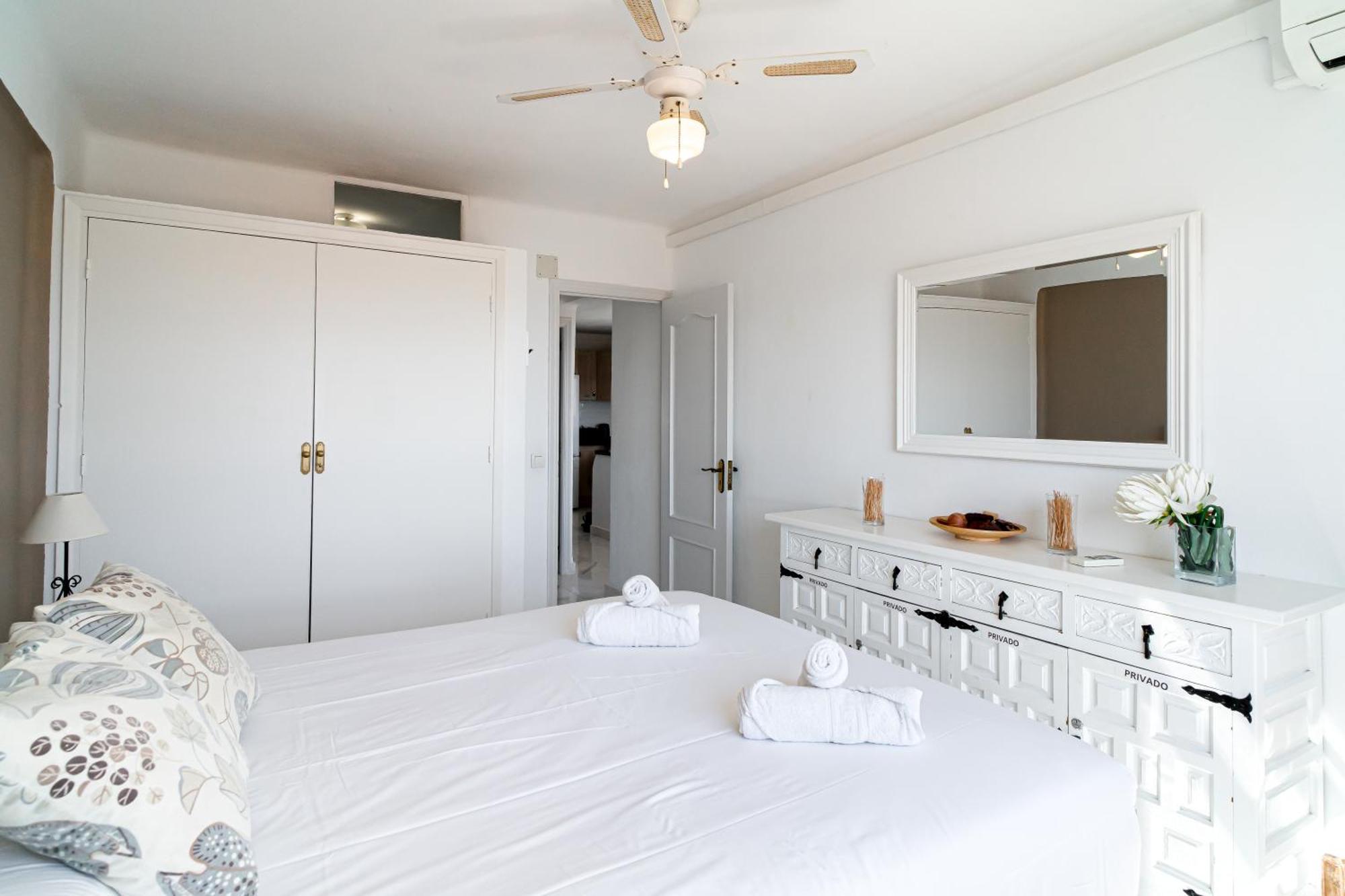 Miami 44 Seaview Casasol Nerja Exterior foto